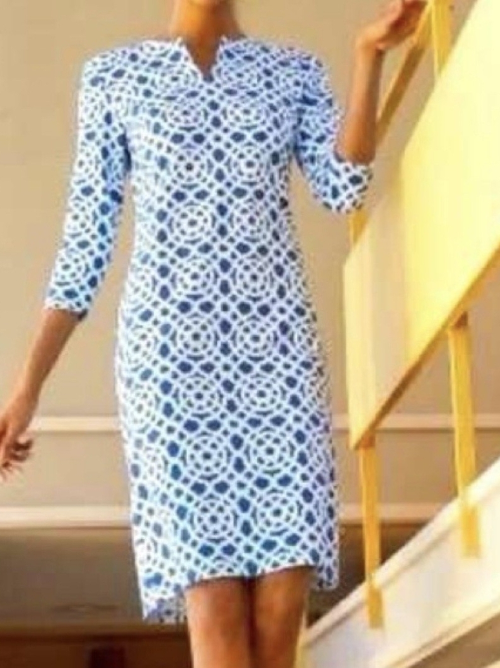 J Mclaughlin Blue and White Long Sleeve Geometric Midi Dress - Picture 2 of 7